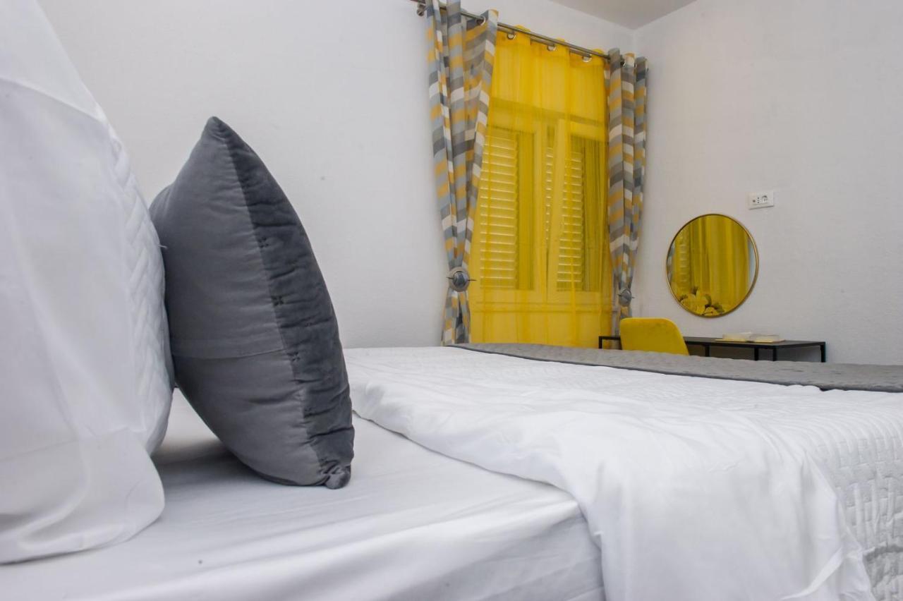 Apartment Lux Elba Kaštela Εξωτερικό φωτογραφία