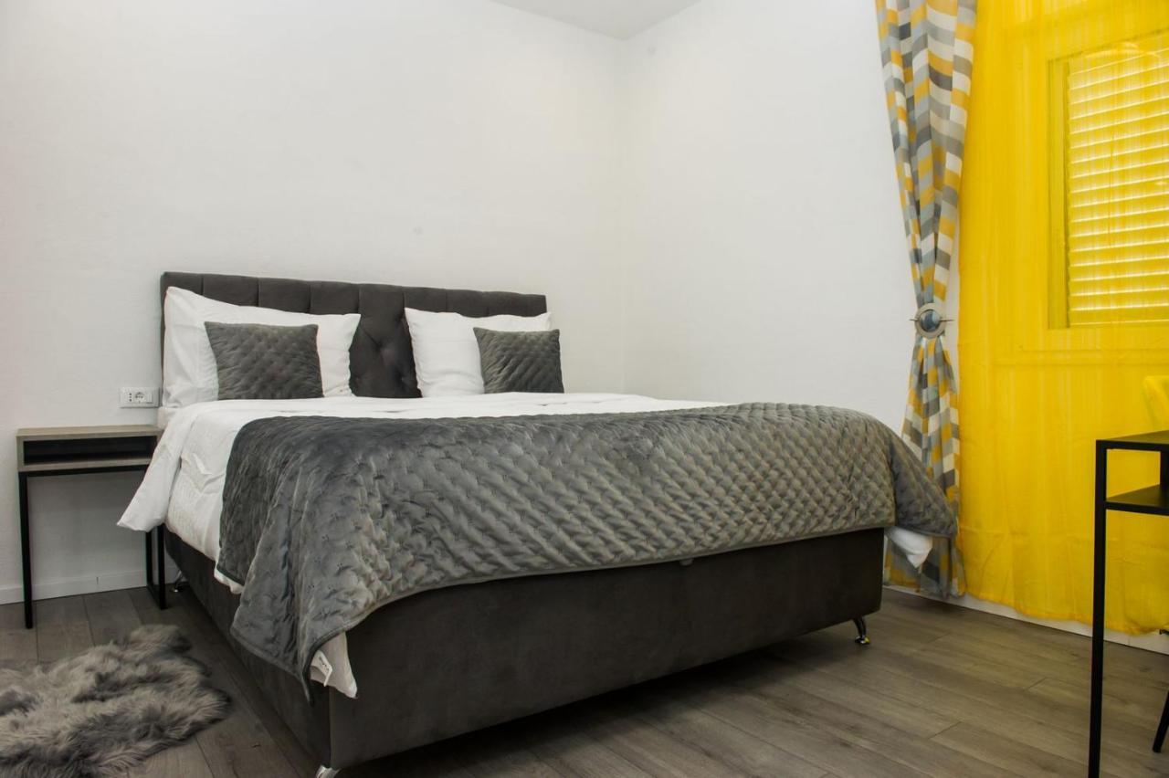 Apartment Lux Elba Kaštela Εξωτερικό φωτογραφία