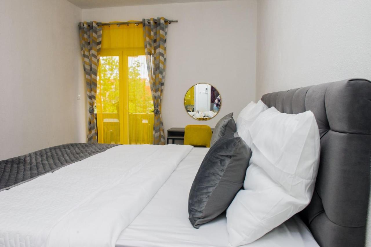 Apartment Lux Elba Kaštela Εξωτερικό φωτογραφία