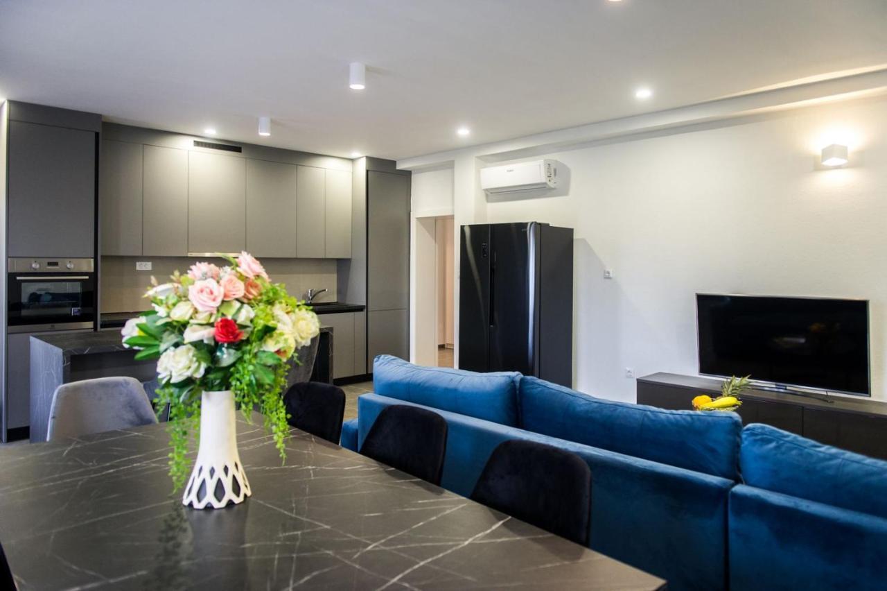 Apartment Lux Elba Kaštela Εξωτερικό φωτογραφία