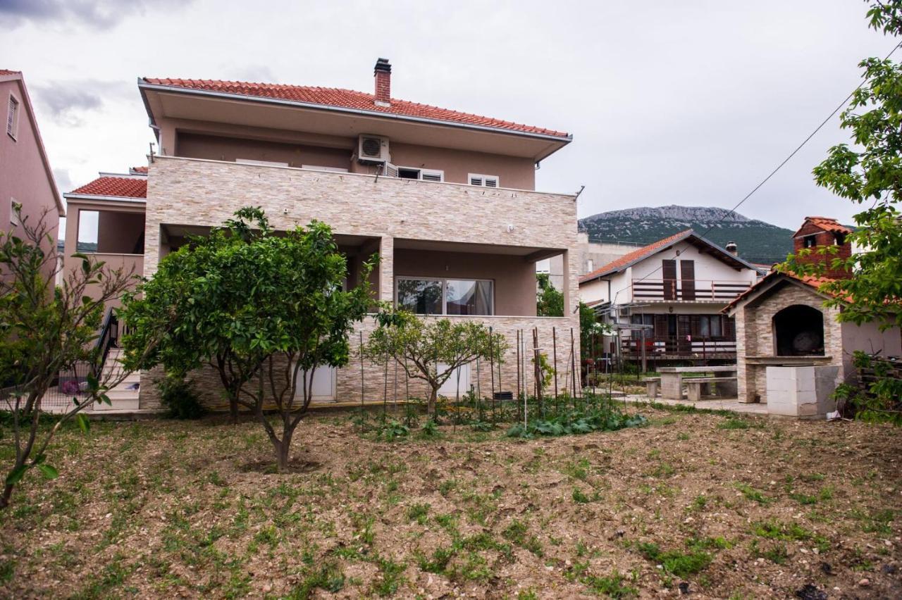 Apartment Lux Elba Kaštela Εξωτερικό φωτογραφία