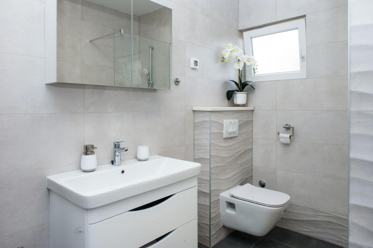 Apartment Lux Elba Kaštela Εξωτερικό φωτογραφία