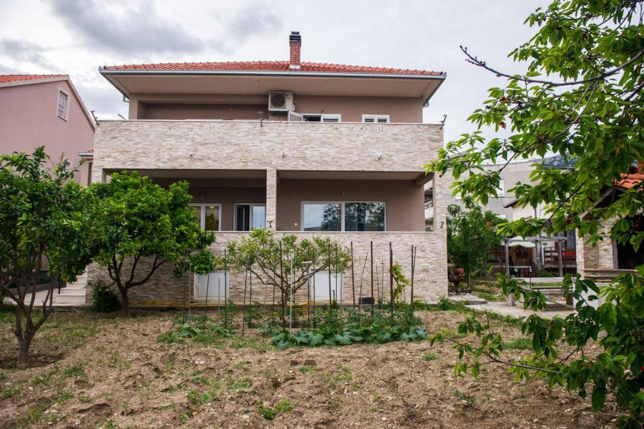 Apartment Lux Elba Kaštela Εξωτερικό φωτογραφία