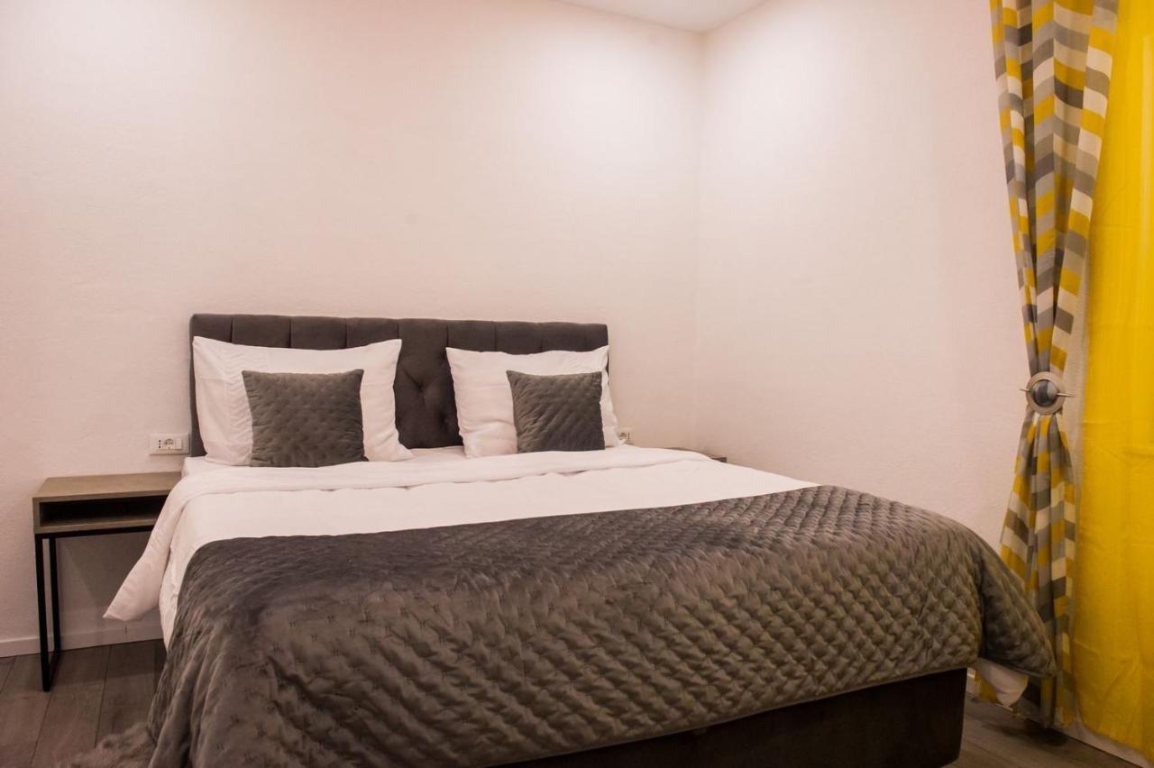 Apartment Lux Elba Kaštela Εξωτερικό φωτογραφία