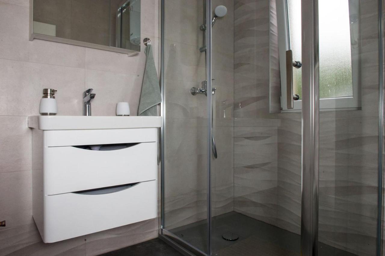 Apartment Lux Elba Kaštela Εξωτερικό φωτογραφία
