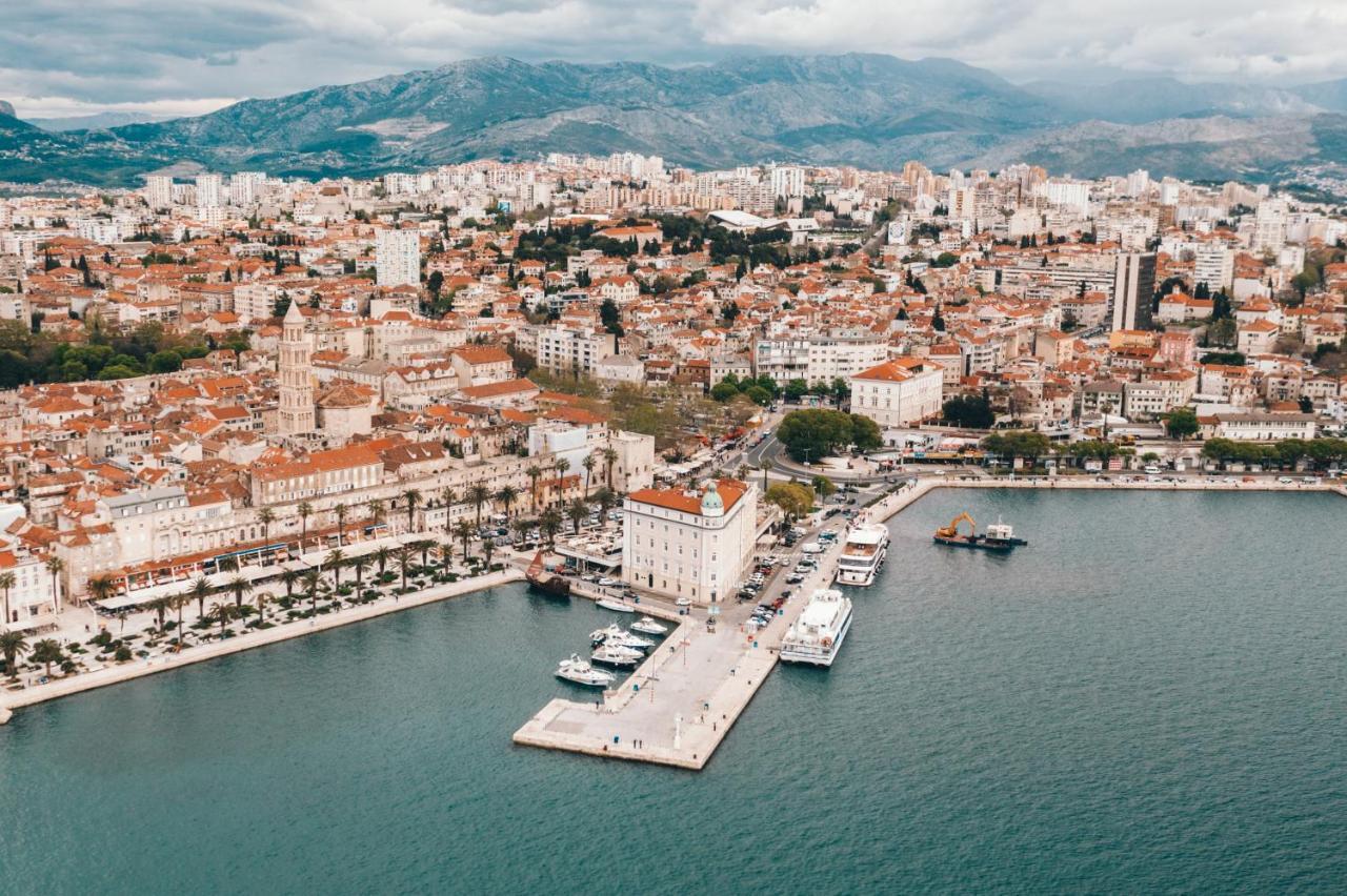Apartment Lux Elba Kaštela Εξωτερικό φωτογραφία